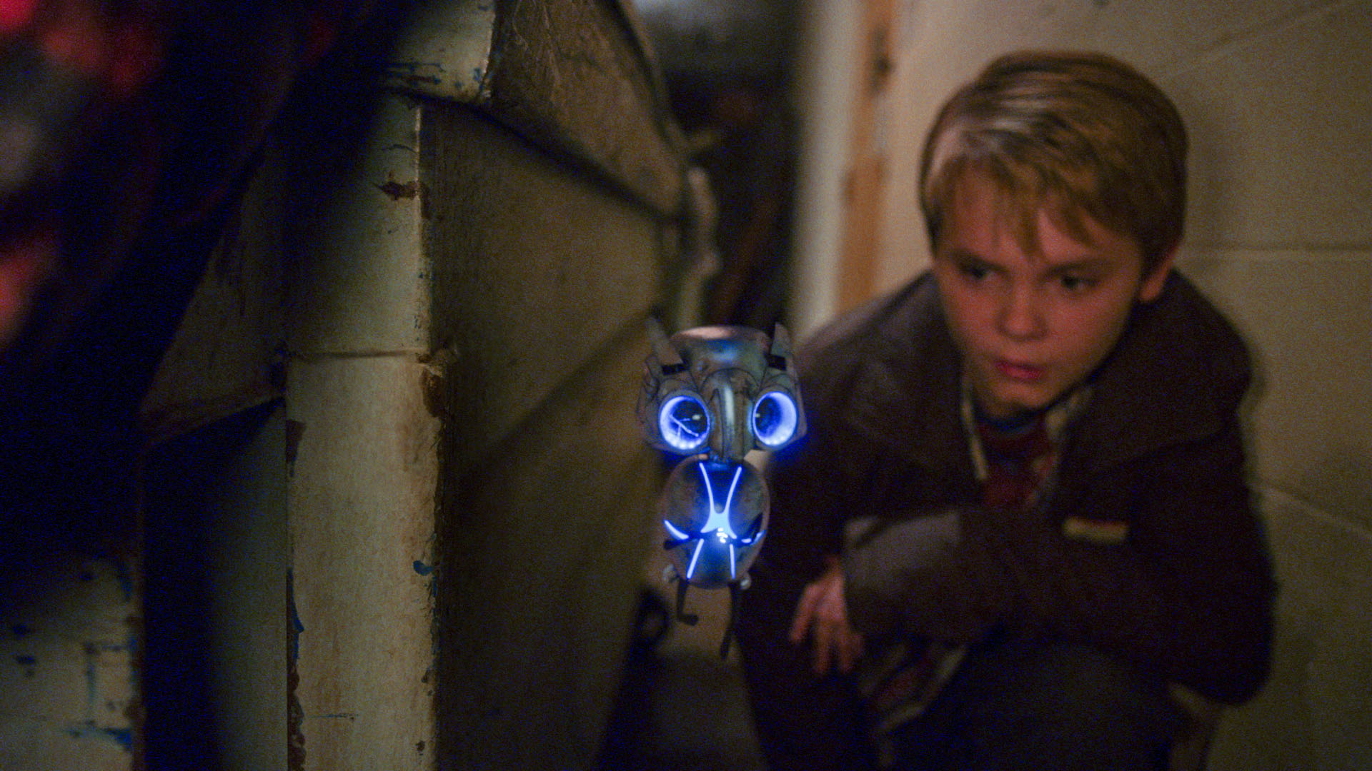 Earth to Echo Patches together Other Great Kid’s movies to make a Mediocre one
