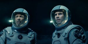 independence-day-2-spacesuits