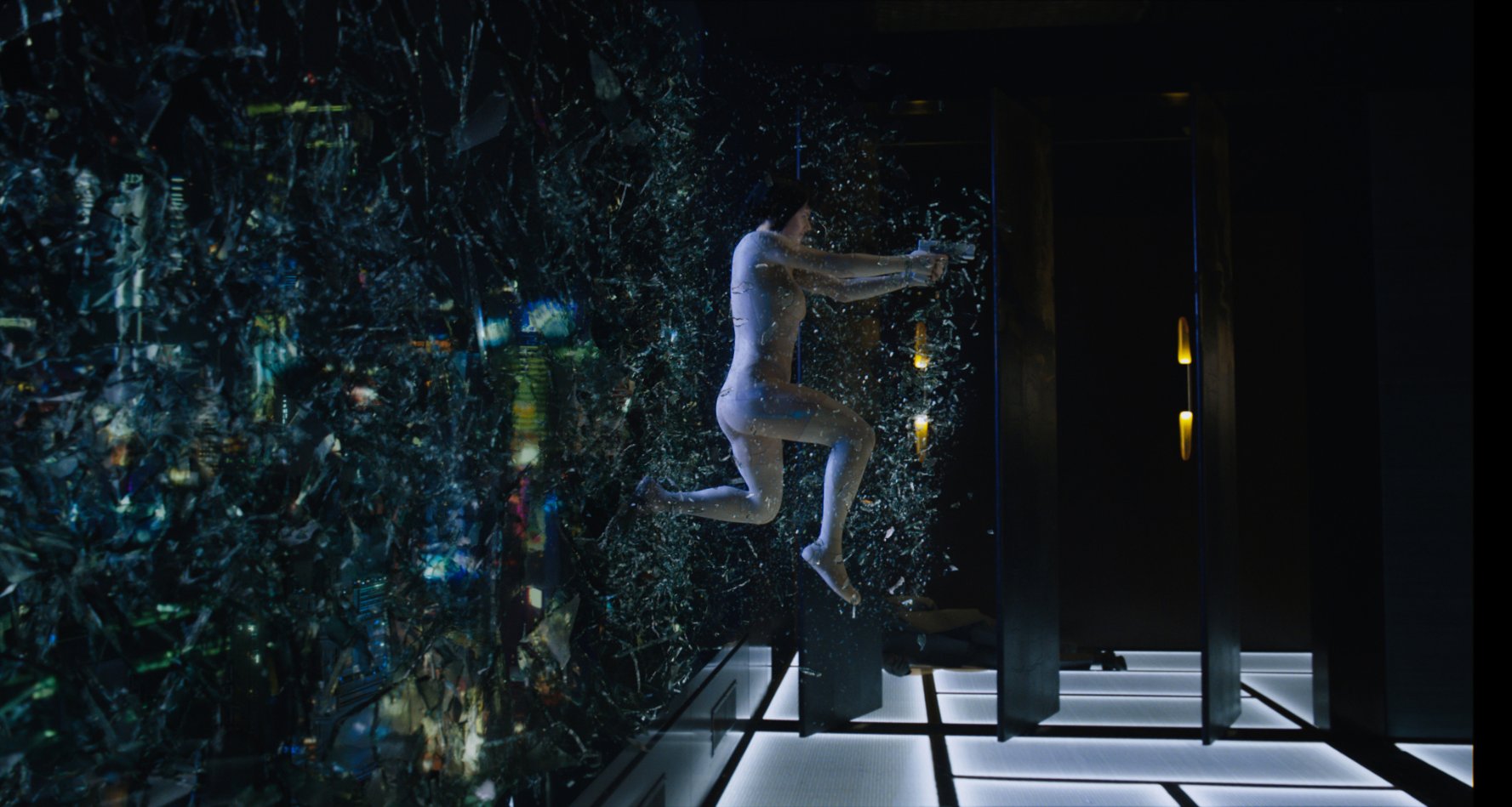 GHOST IN THE SHELL May Not Capture the Heart, But It Keeps the Eyes Captivated