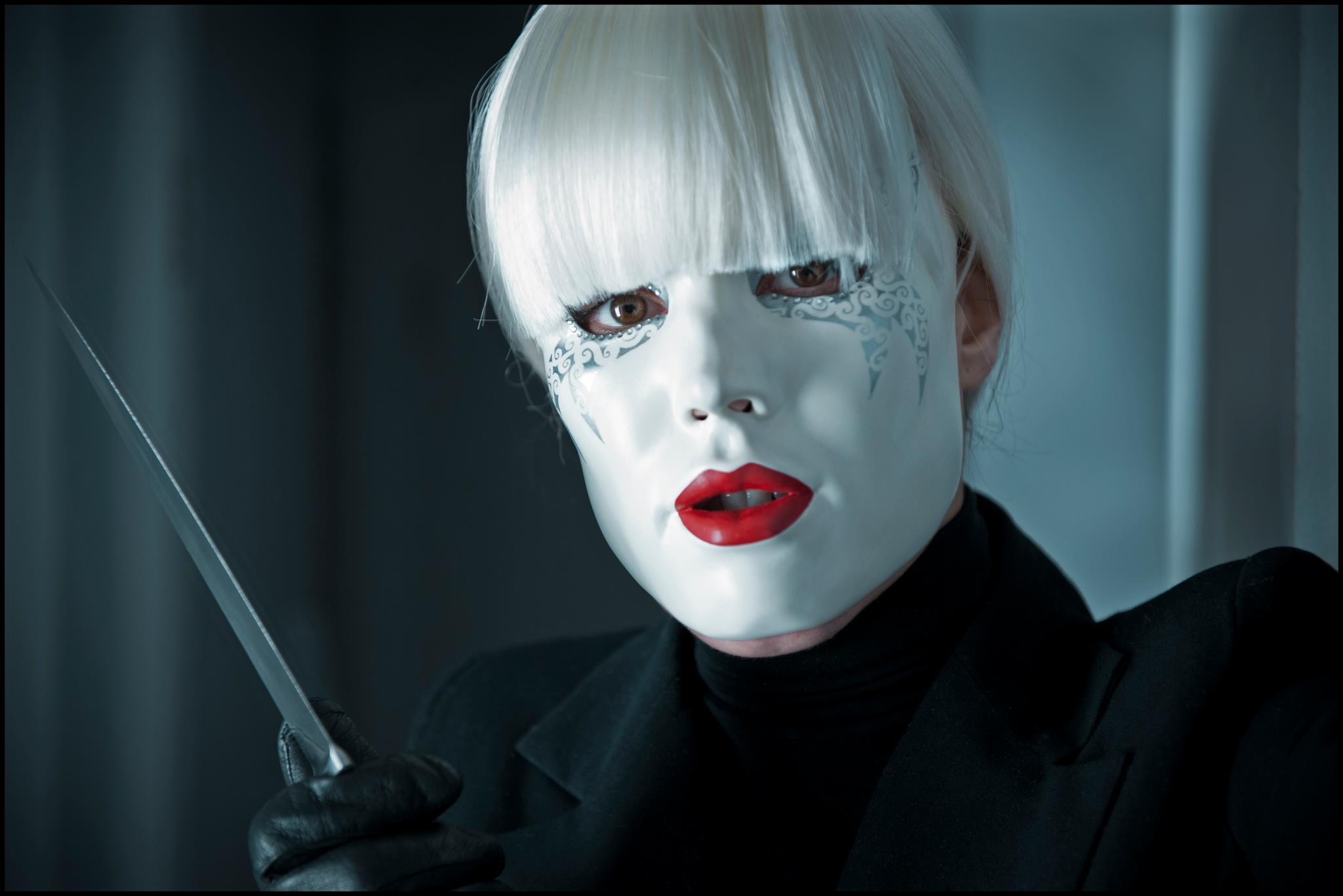 PASSION an Enjoyably Loopy Thriller