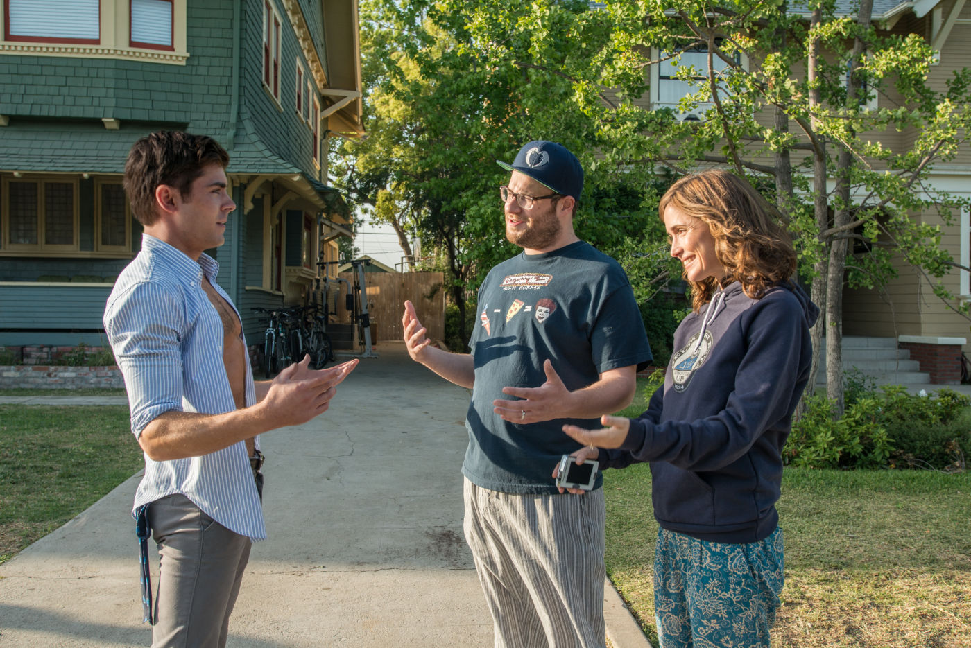 NEIGHBORS Manages To Earn A Passing Grade