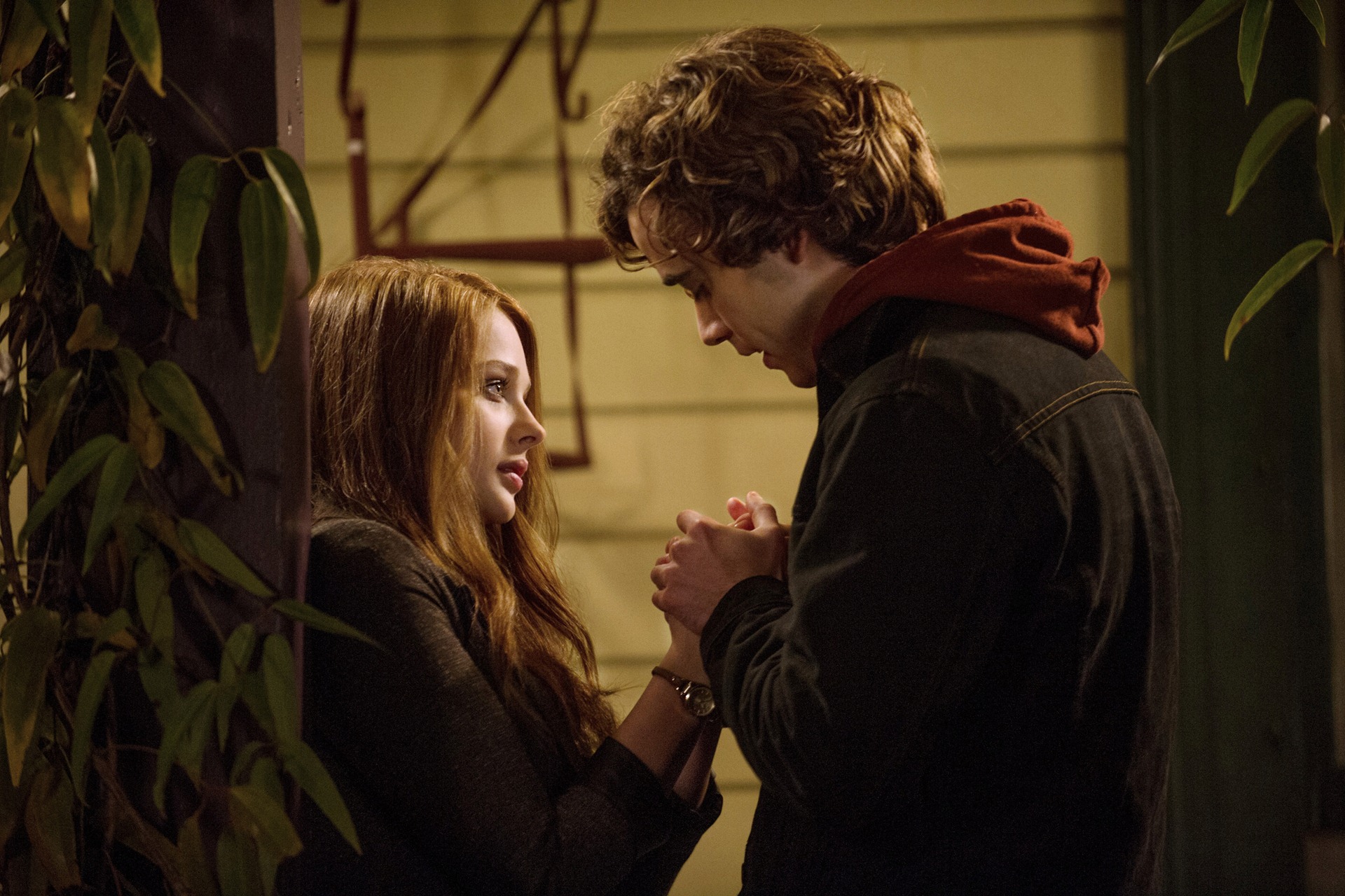 IF I STAY Is Well-Performed But Doesn’t Resonate Emotionally