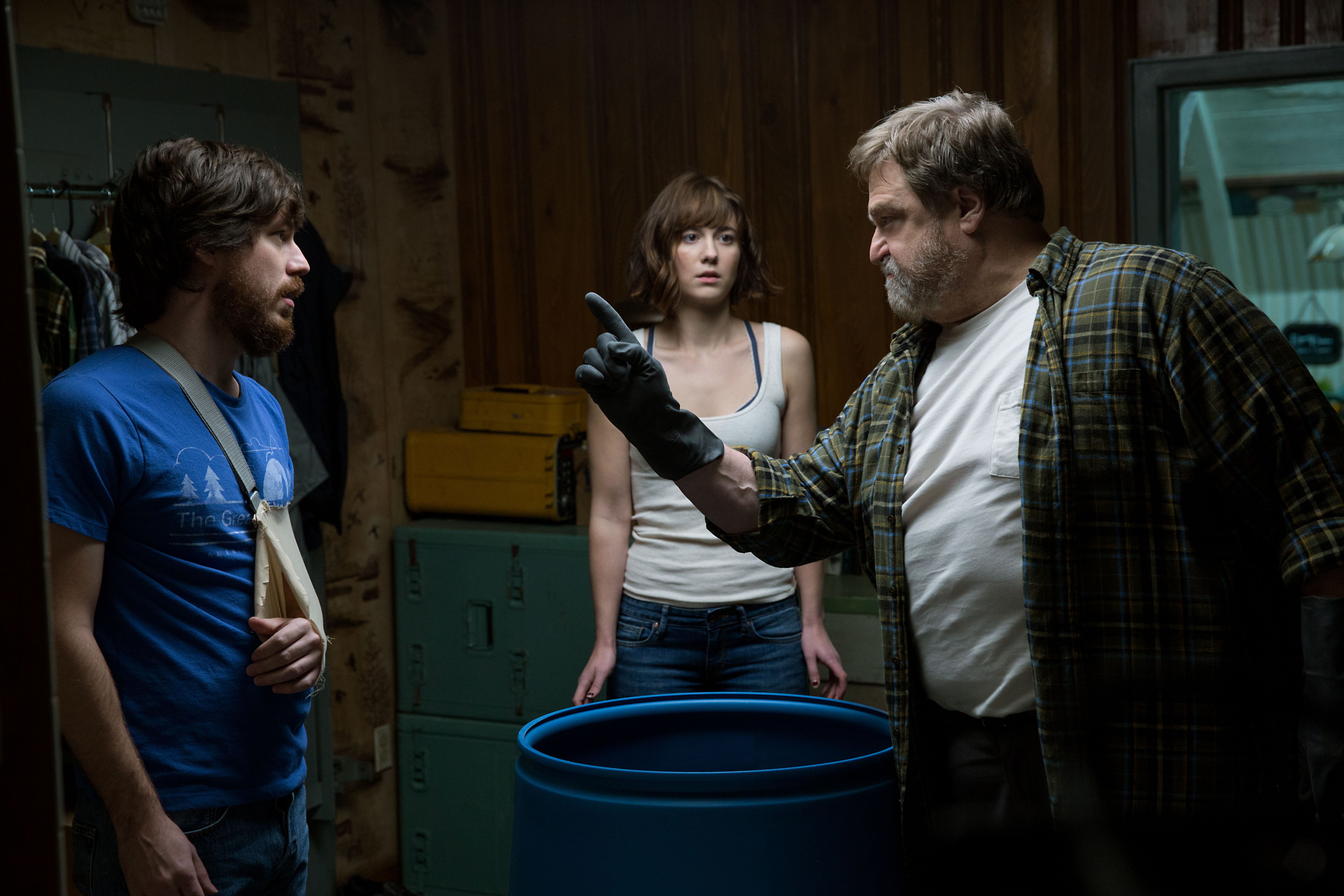 10 CLOVERFIELD LANE Is Slight But Suspenseful