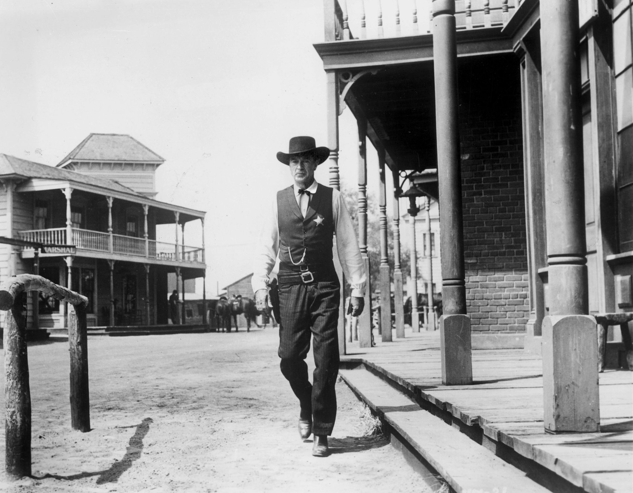 Blasts From the Past! Blu-ray Review: HIGH NOON (1952)