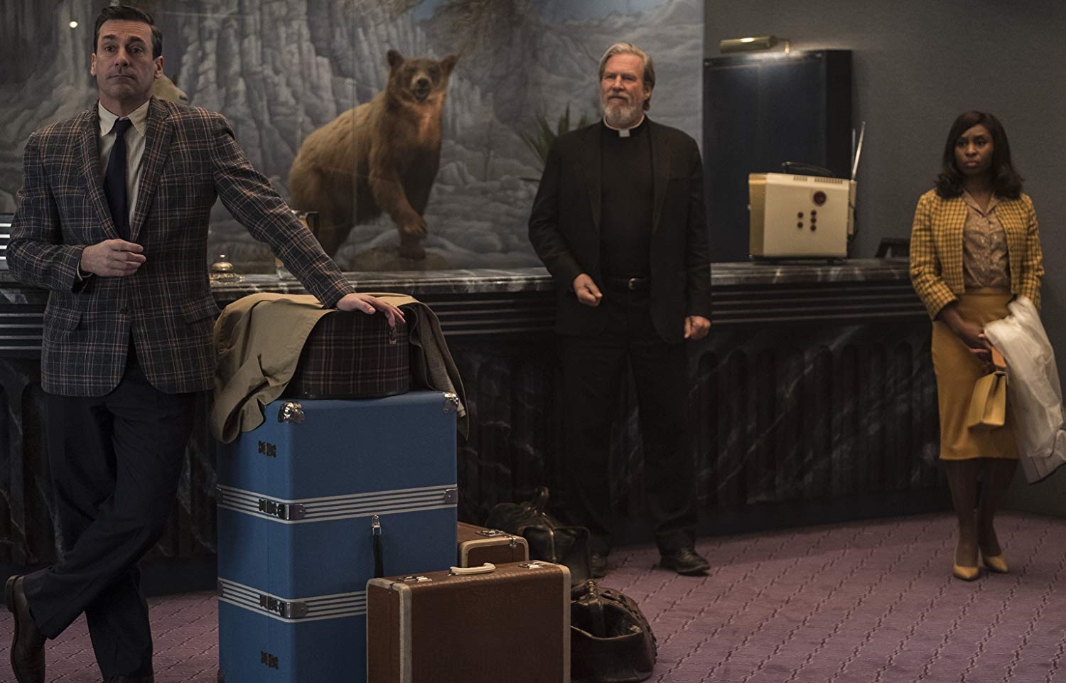BAD TIMES AT THE EL ROYALE Builds Suspense, But Ends Up Crumbling